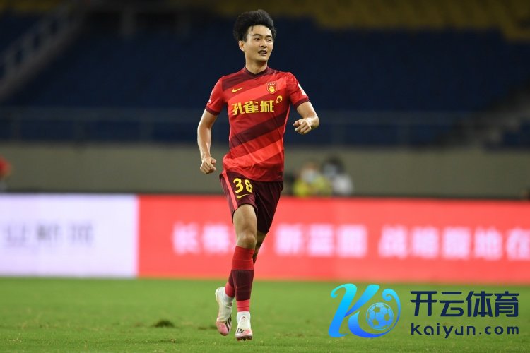 新援+1！记者：张威还是细则租赁加盟津门虎